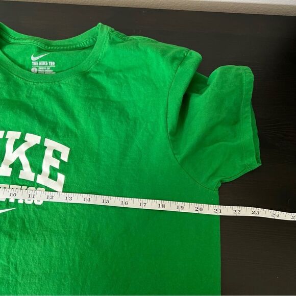 The Nike Tee Athletic Cut Unisex T Shirt Large Green Short Sleeve 100% Cotton - Picture 8 of 9